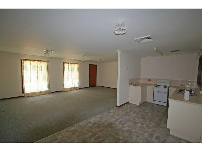 12 Fletcher Street, Nulkaba NSW 2325