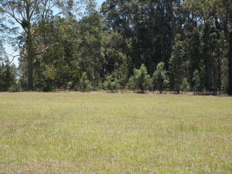 off Pinchen Street, Nulkaba NSW 2325