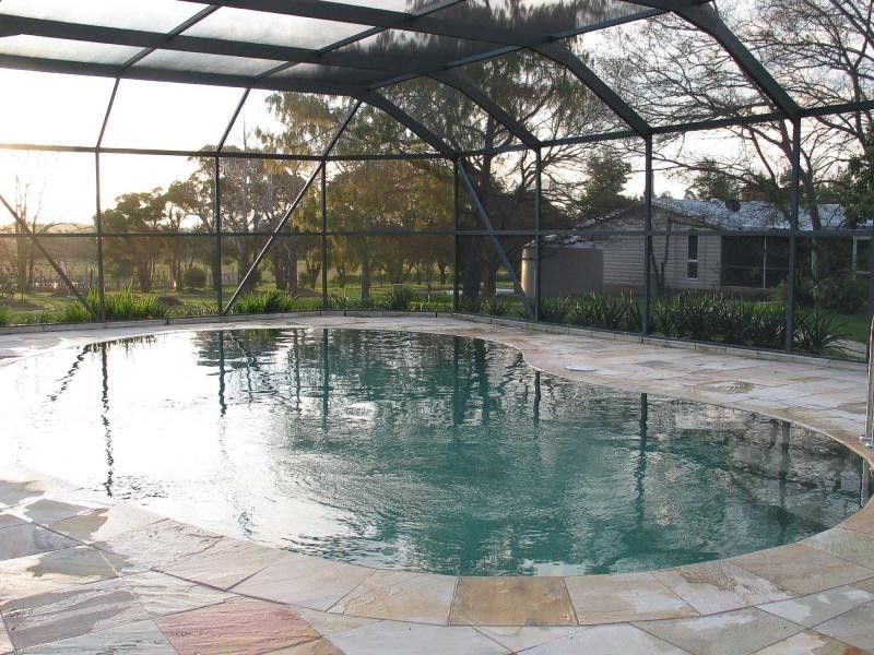 4 Londons Road, Lovedale NSW 2325