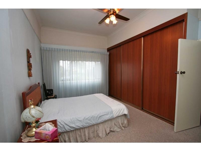 8 West Avenue, Cessnock NSW 2325