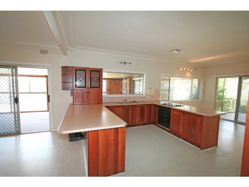 86 Mount View Road, Cessnock NSW 2325