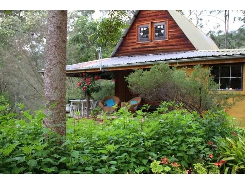 223 Rocky Creek Road, Wollombi NSW 2325