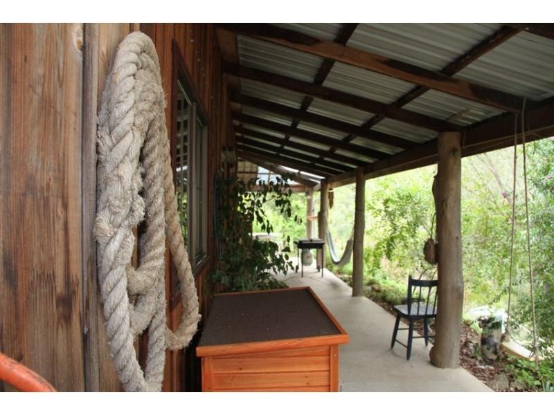 223 Rocky Creek Road, Wollombi NSW 2325
