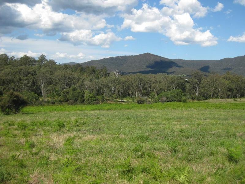 84 Sandy Creek Road, Mount Vincent NSW 2323