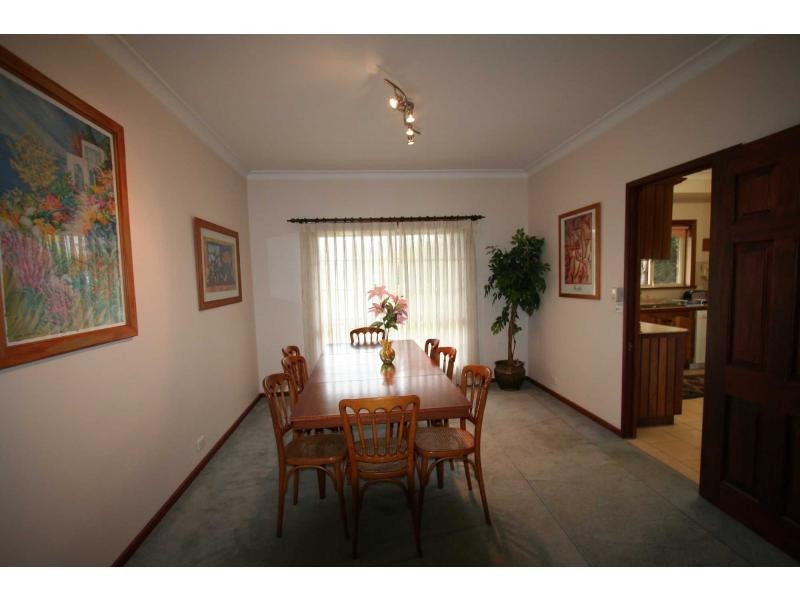 16 Valley View Place, Nulkaba NSW 2325