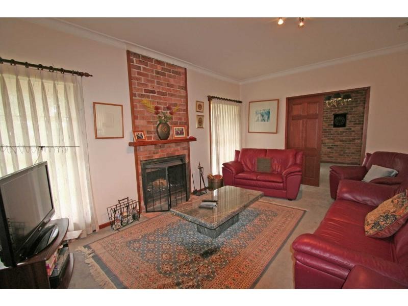 16 Valley View Place, Nulkaba NSW 2325