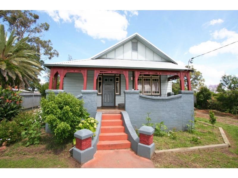 17 Hickey Street, Cessnock NSW 2325