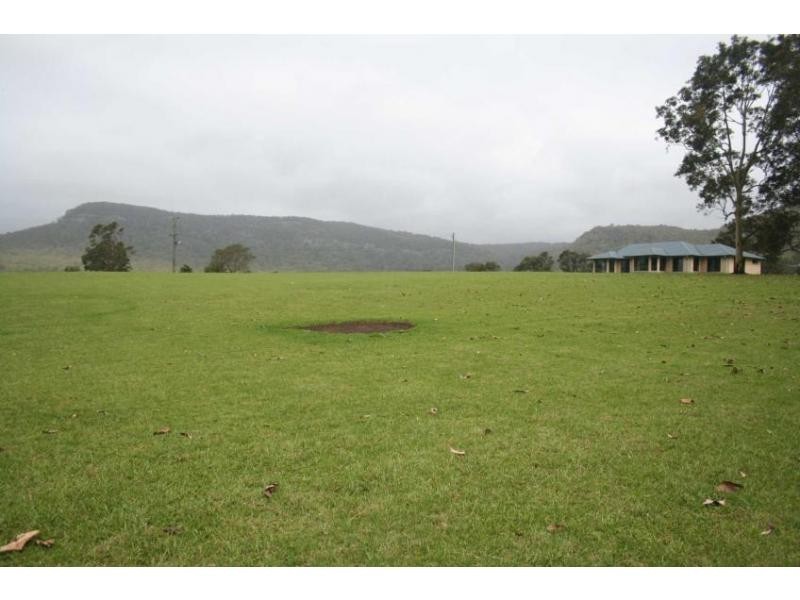 284 Heaton Road, Quorrobolong NSW 2325
