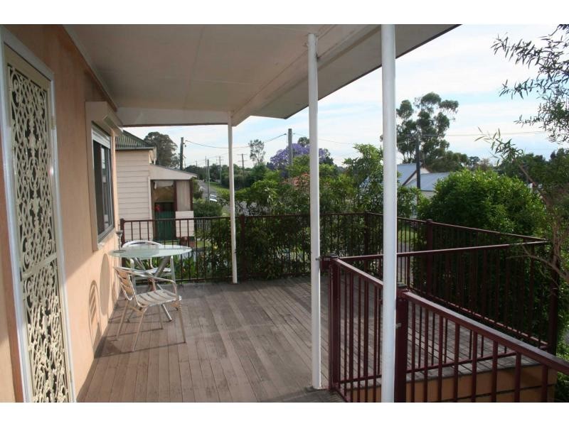 14 John Street, Abermain NSW 2326