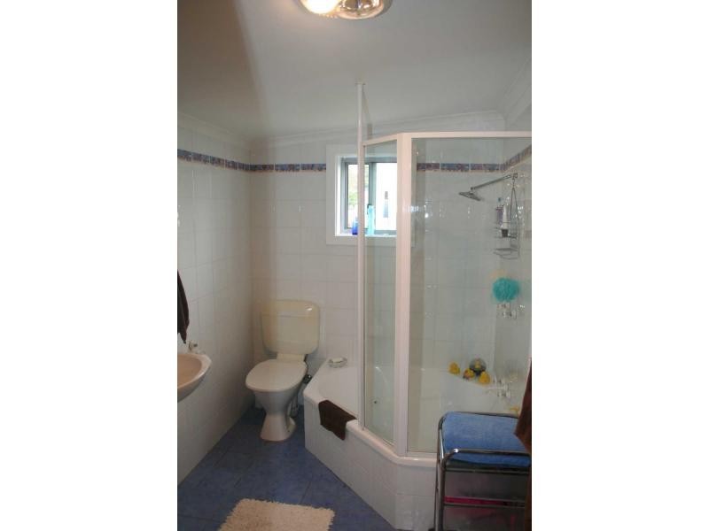 14 John Street, Abermain NSW 2326