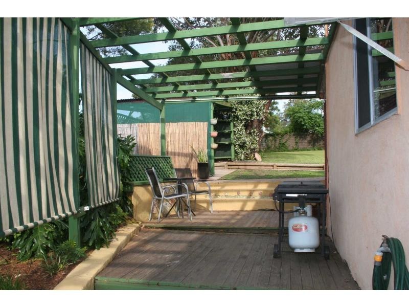 14 John Street, Abermain NSW 2326