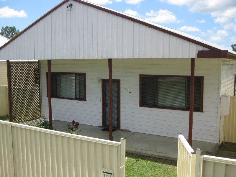 104 Cessnock Street, Neath NSW 2326