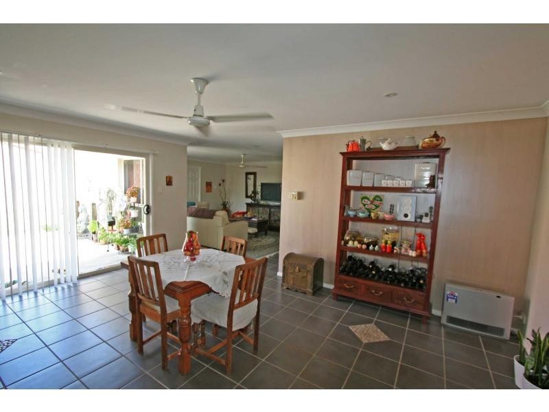 100 Hillview Road, Branxton NSW 2335