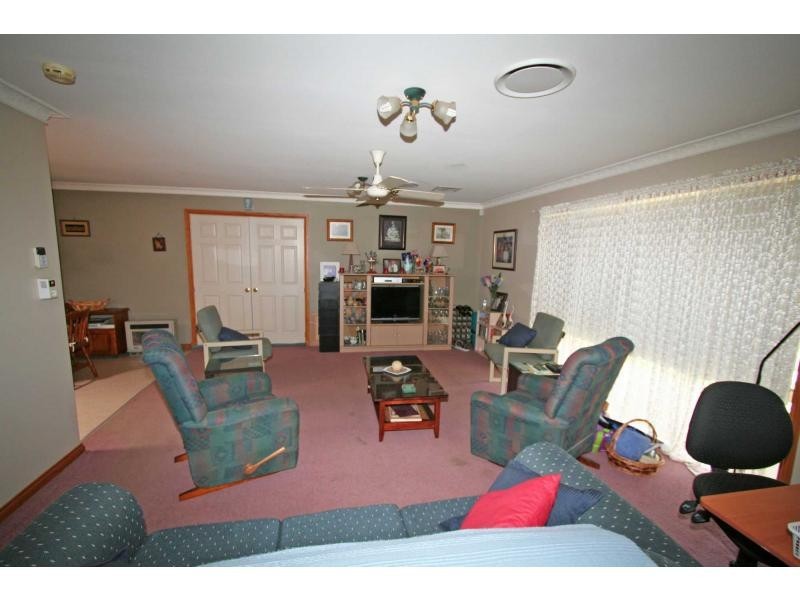51 Armidale Street, Abermain NSW 2326