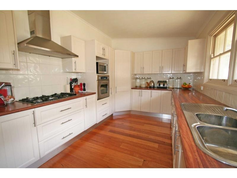 28 Hall Street, Cessnock NSW 2325