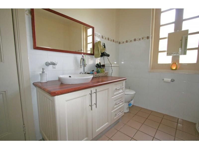 28 Hall Street, Cessnock NSW 2325