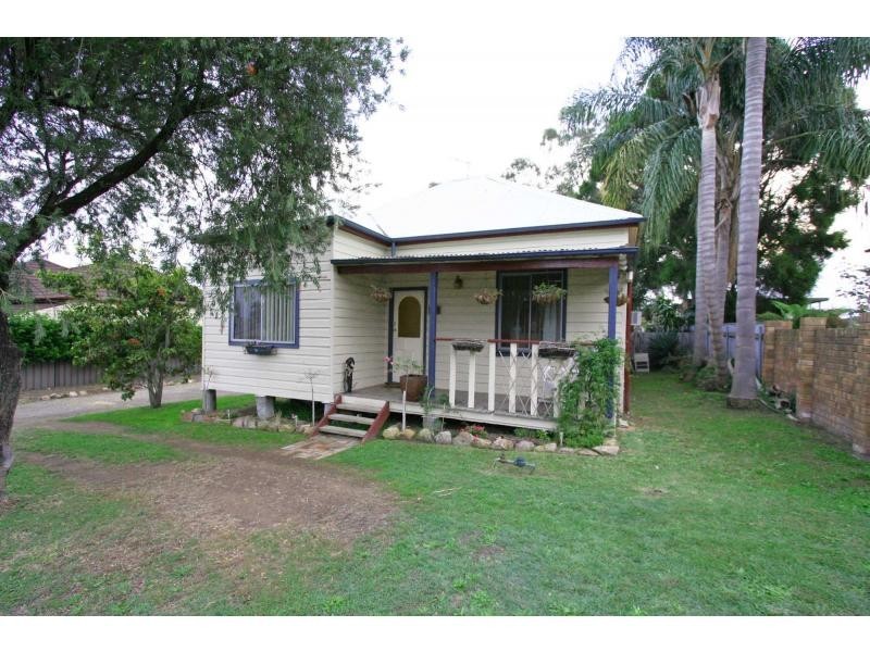 33 Harris Street, Cessnock NSW 2325