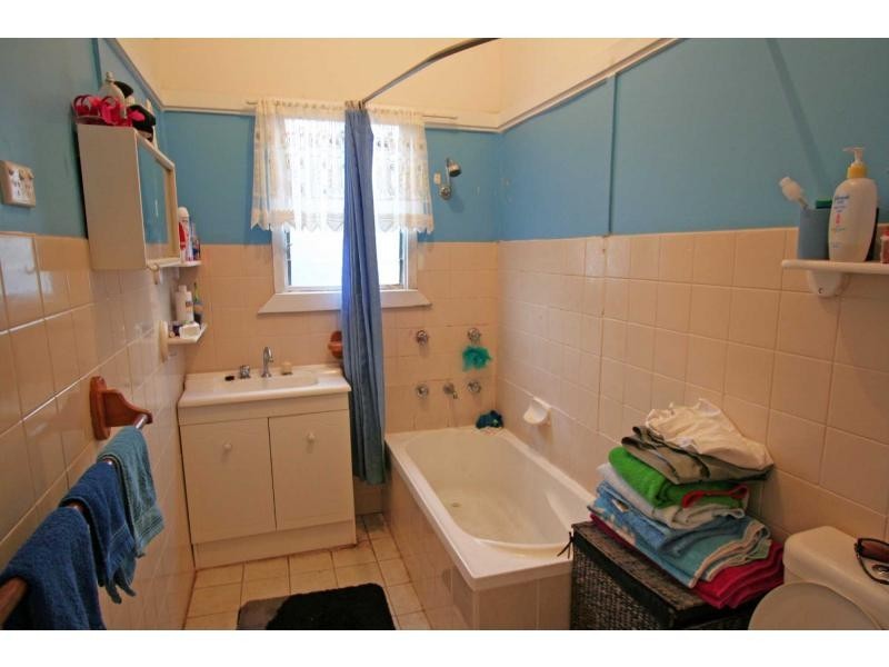 33 Harris Street, Cessnock NSW 2325