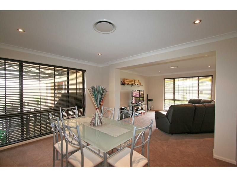 17 Main Road, Heddon Greta NSW 2321