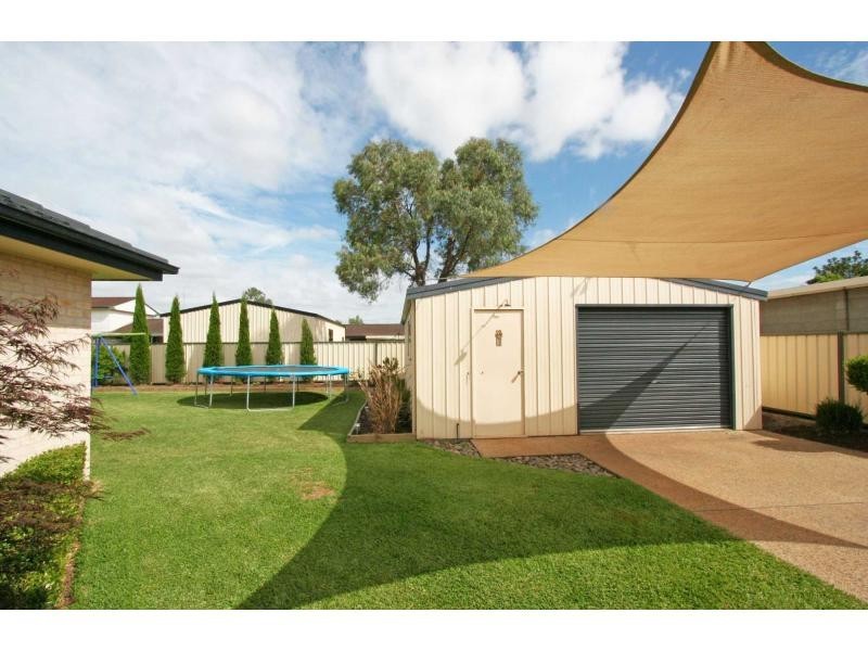 17 Main Road, Heddon Greta NSW 2321