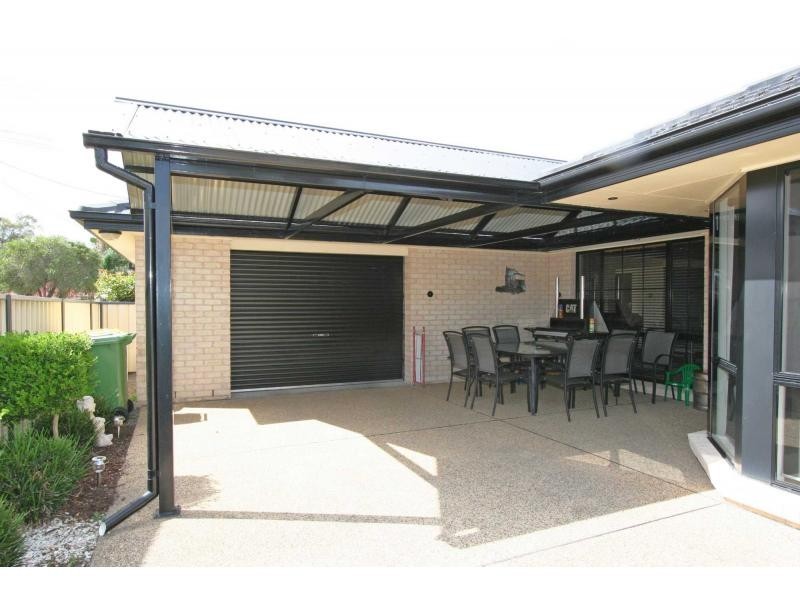 17 Main Road, Heddon Greta NSW 2321