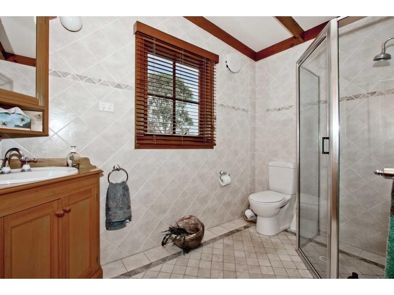 15 The Ballabourneen, Lovedale NSW 2325