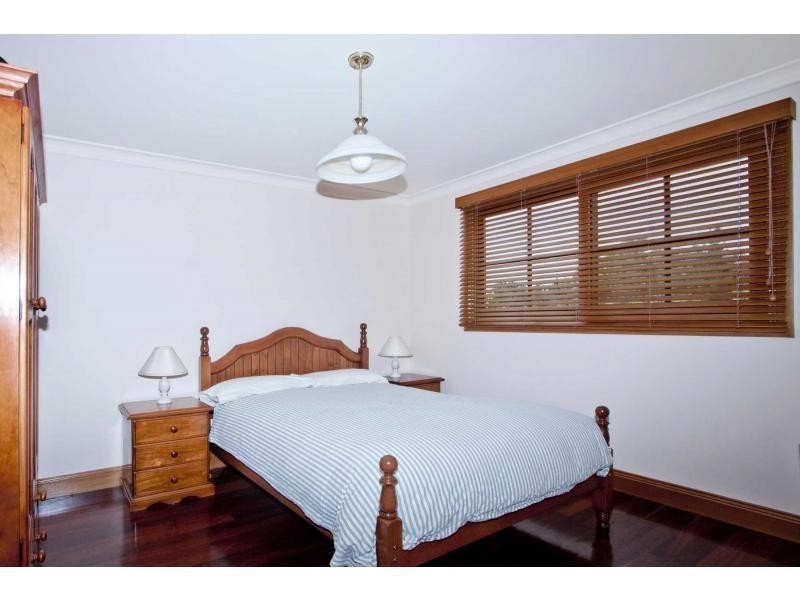 15 The Ballabourneen, Lovedale NSW 2325