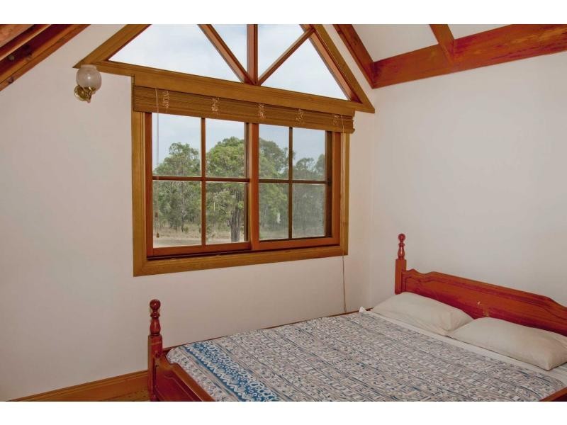 15 The Ballabourneen, Lovedale NSW 2325