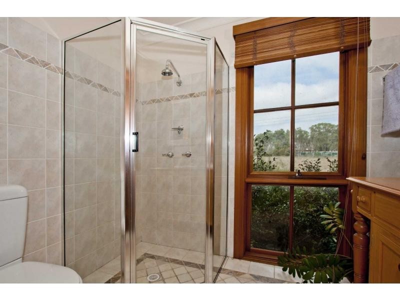 15 The Ballabourneen, Lovedale NSW 2325