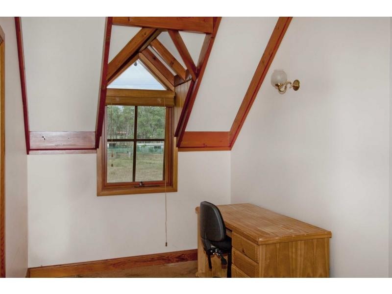 15 The Ballabourneen, Lovedale NSW 2325