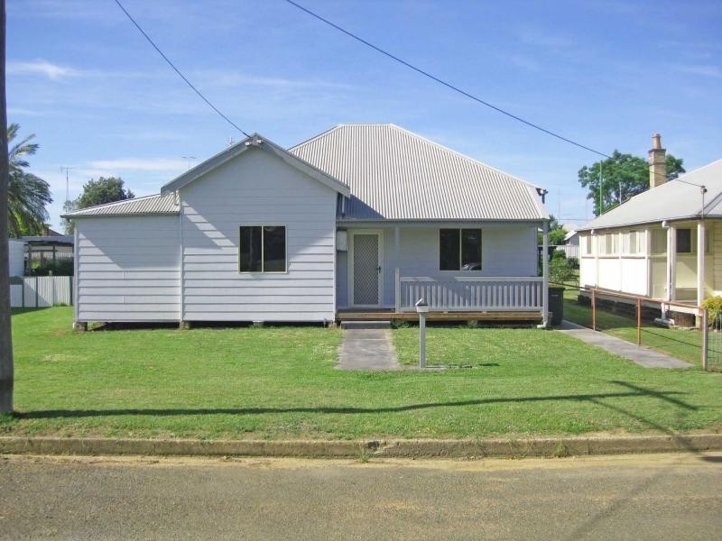 27 Edgeworth Street, Cessnock NSW 2325