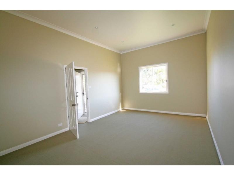 27 Edgeworth Street, Cessnock NSW 2325