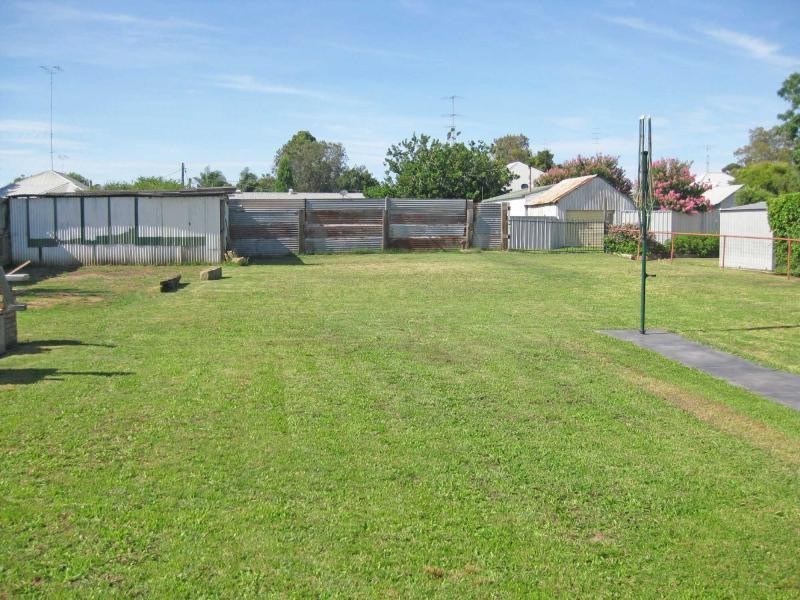 27 Edgeworth Street, Cessnock NSW 2325