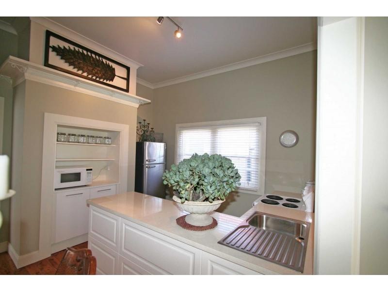 42 Hall Street, Cessnock NSW 2325