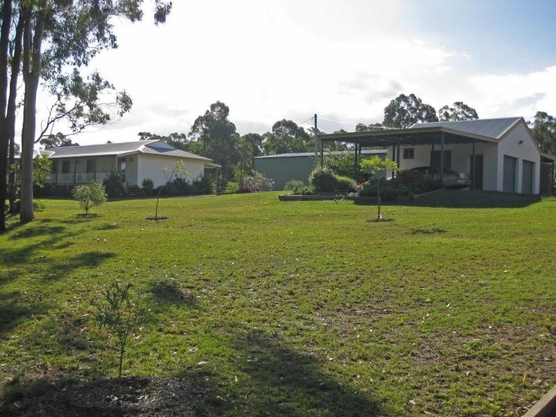 39 Tuckers Lane, North Rothbury NSW 2335