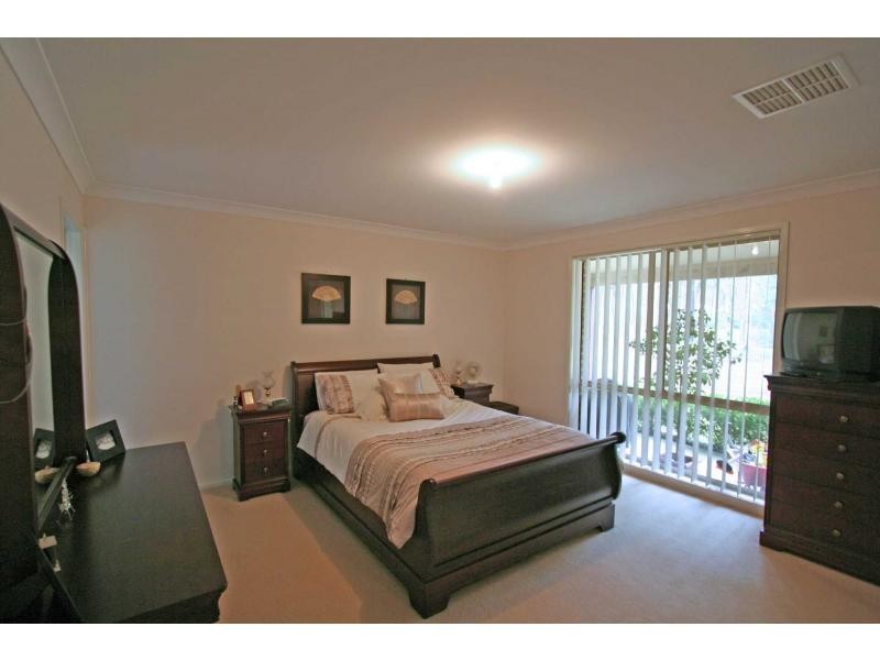 4 Hanwood Road, North Rothbury NSW 2335