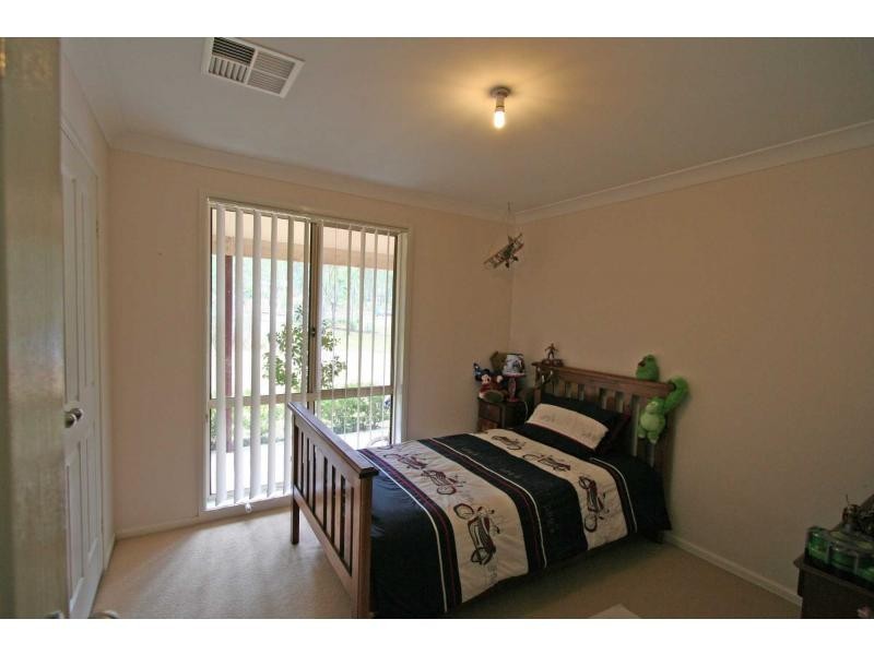 4 Hanwood Road, North Rothbury NSW 2335