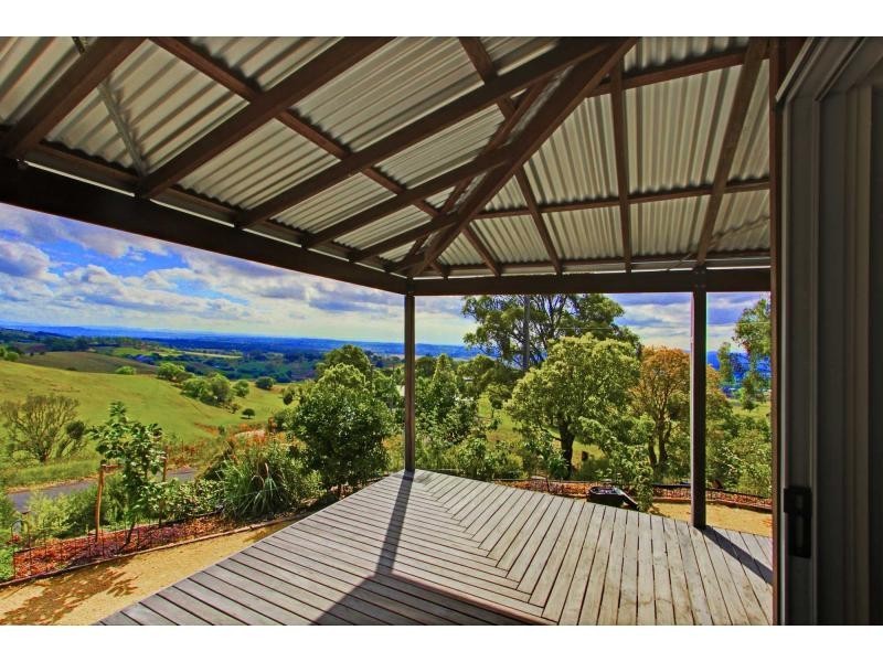 241 Bimbadeen Road, Mount View NSW 2325