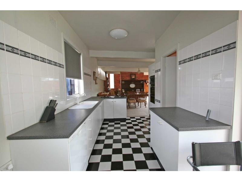 17 Foster Street, Cessnock NSW 2325