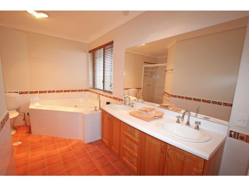 101 O’Shea Circuit, Cessnock NSW 2325