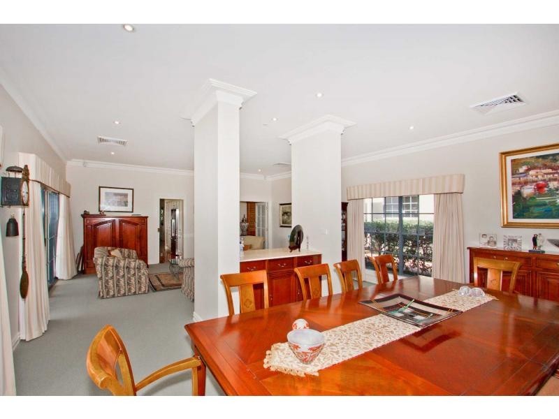 5 Wilton Drive, East Maitland NSW 2323