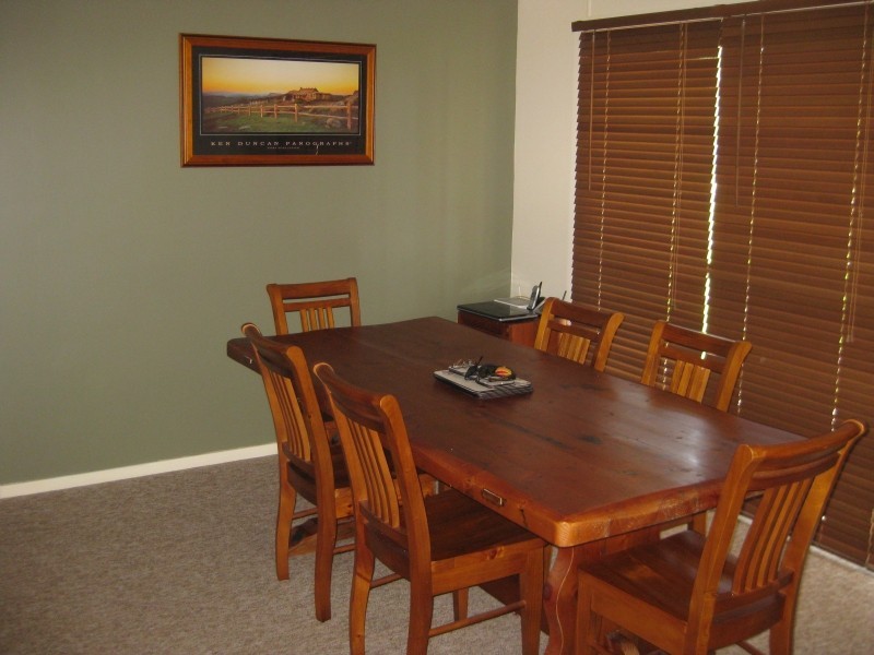 31 Howe Street, Broke NSW 2330