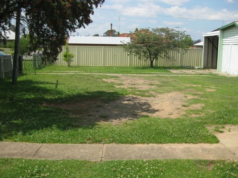 27 Margaret Street, Cessnock NSW 2325