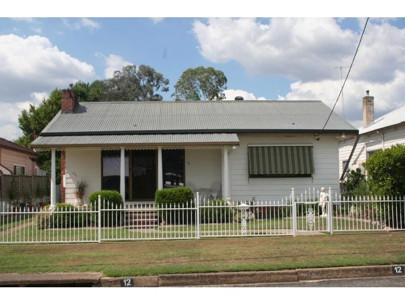 12 Stephen Street, Cessnock NSW 2325