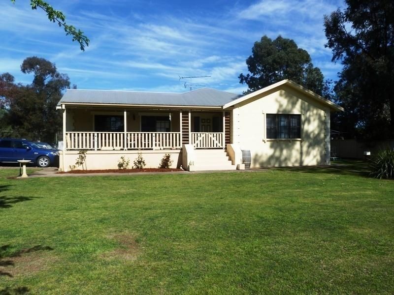 31 Cochrane Street, Broke NSW 2330