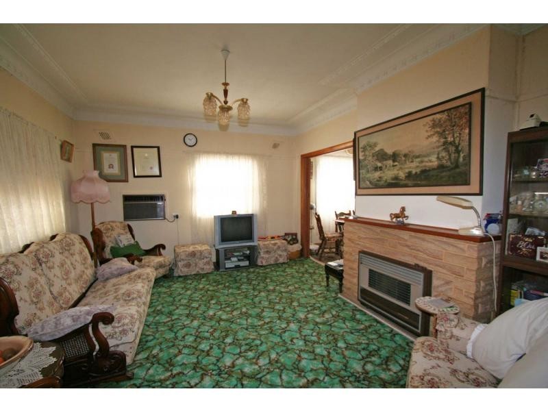 20 Regent Street, Cessnock NSW 2325