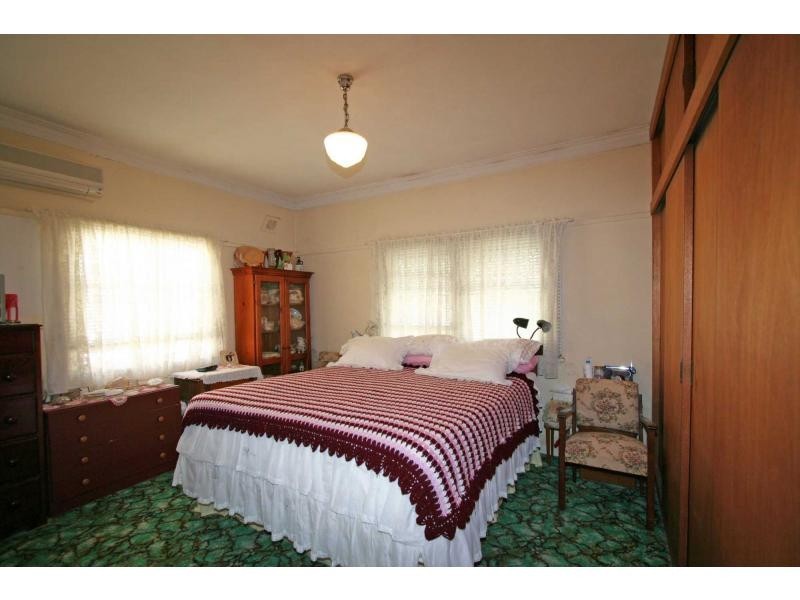 20 Regent Street, Cessnock NSW 2325