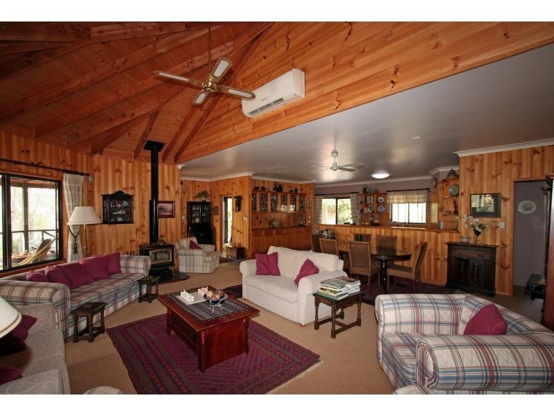 3140 Great North Road, Wollombi NSW 2325