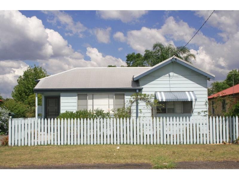 17 Burnett Street, Cessnock NSW 2325