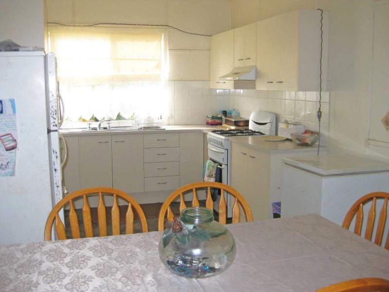 17 Burnett Street, Cessnock NSW 2325